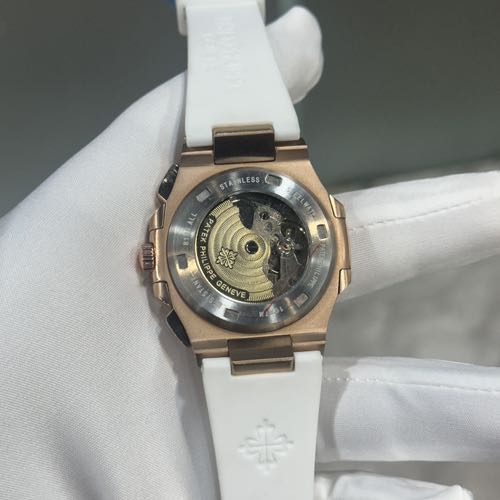 Alternative view of Patek Philippe 5980