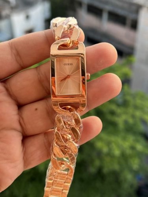 GUESS LADIES WATCH
