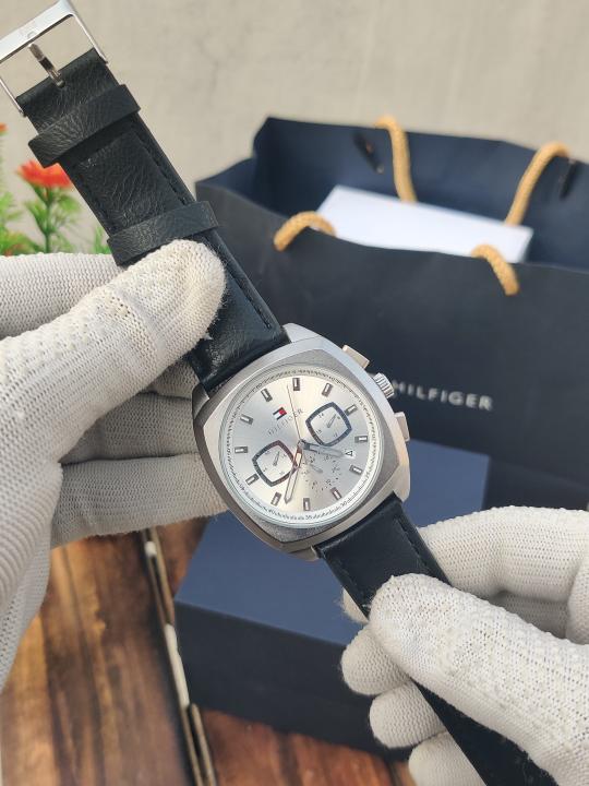 Tommy Hilfiger Chronograph Black Silver White AT392