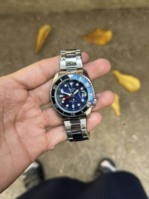 SEIKO GMT AUTOMATIC