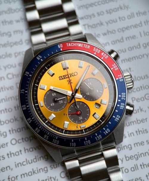 Alternative view of Seiko Prospex Speedtimer Orange Dial
