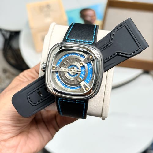Sevenfriday NFC Authentic With Extra Strap