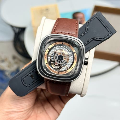 Sevenfriday NFC Authentic With Extra Strap