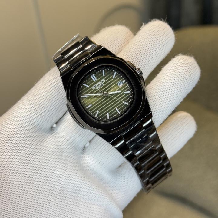 Alternative view of Patek Philippe BlackGreen 005