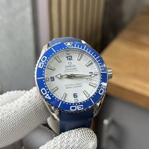 OMEGA Seamaster Ultra Deep 600m Blue Rubber Strap