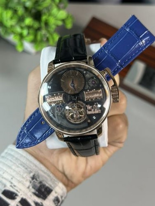 Alternative view of JACOB CO THE GOD FATHER WITH BOX AND WITH EXTRA STAPS