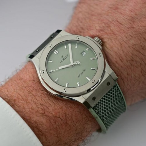 Alternative view of HUBLOT Classic Fusion Titanium Sage Green