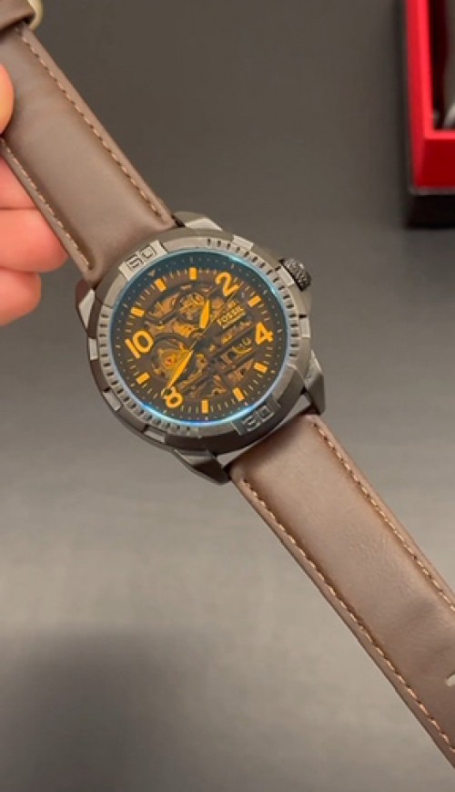 Fossil Bronson Black Body