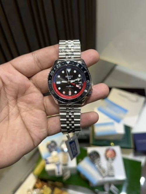 Alternative view of SEIKO SPORT RED BLUE
