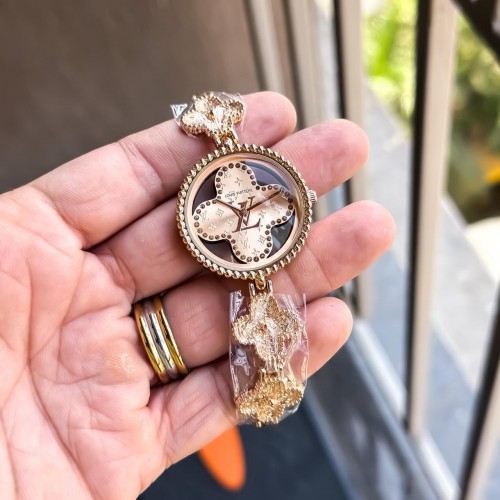 Loui S Vuitton Rose Gold