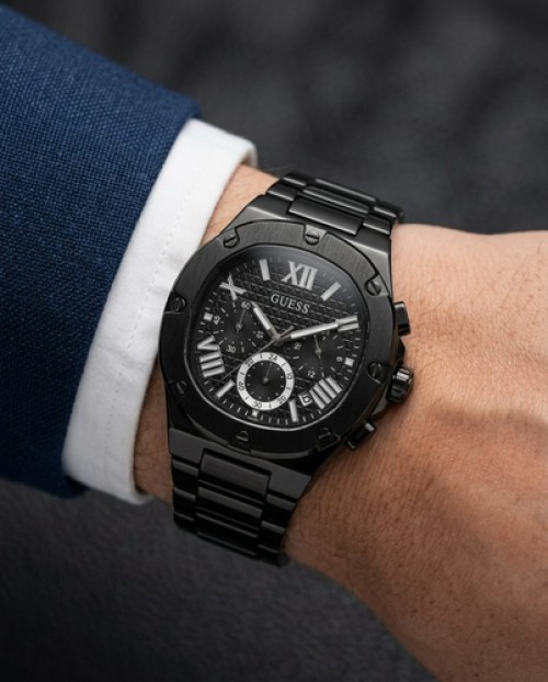 Alternative view of Guess Square Chronograph Black