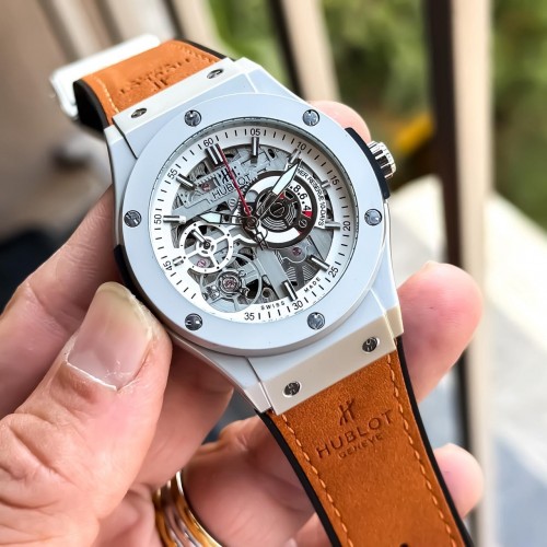 Alternative view of Hublot Automatic Brown Belt