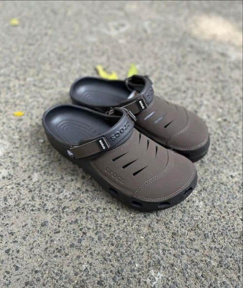 CROC S YUKOON DEEP BROWN