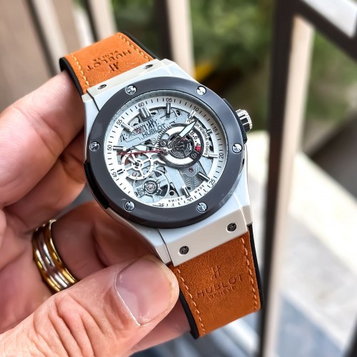 Alternative view of Hublot Automatic Brown Belt