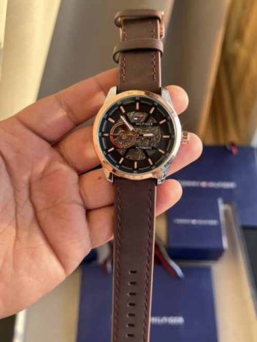 TOMMY HILFIGER AUTOMATIC LEATHER