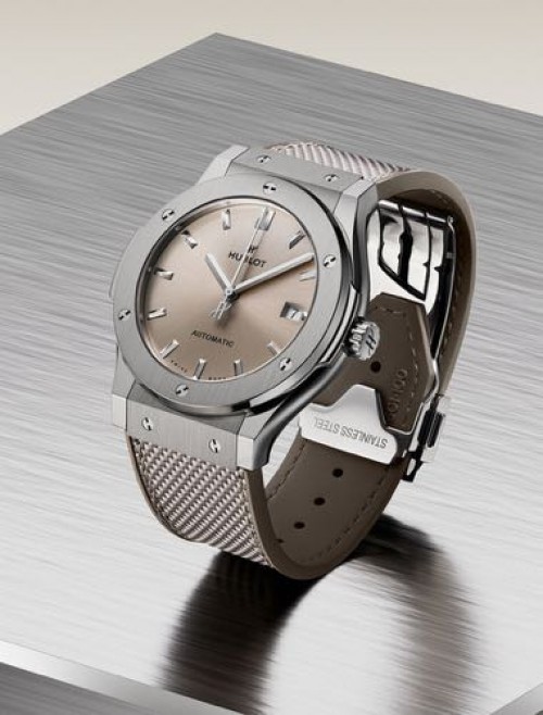 Hublot Classic Fusion Essential Taupe In 42mm