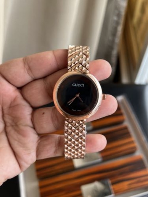 GUCCI LADIES PREMIUM WATCH