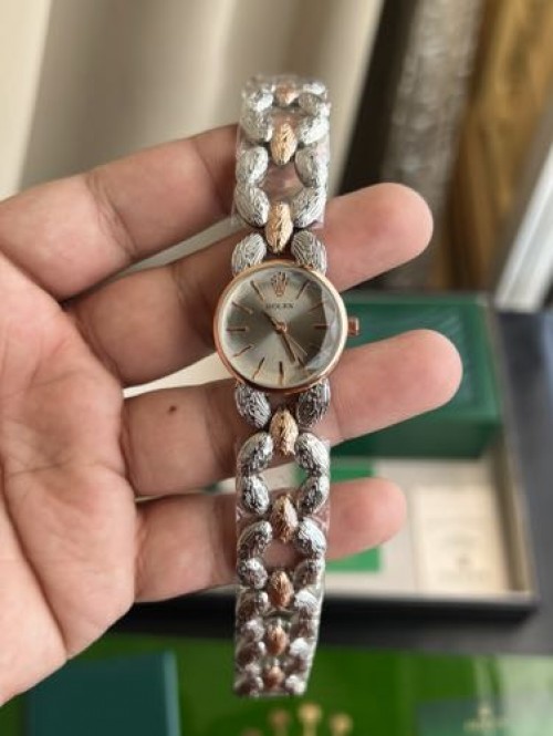 ROLEX PREMIUM LADIES WATCH