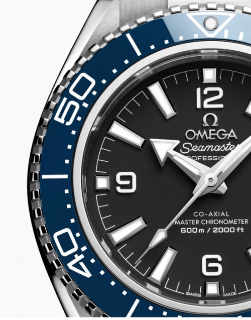 Alternative view of Omegaa Sea Master Planet Ocean 600m Blue