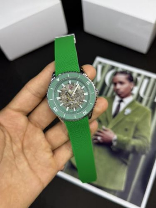 RADO CAPTAIN COOK AUTOMATIC