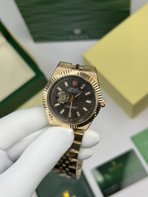 Alternative view of ROLEX LAND DWELLER AUTOMATIC
