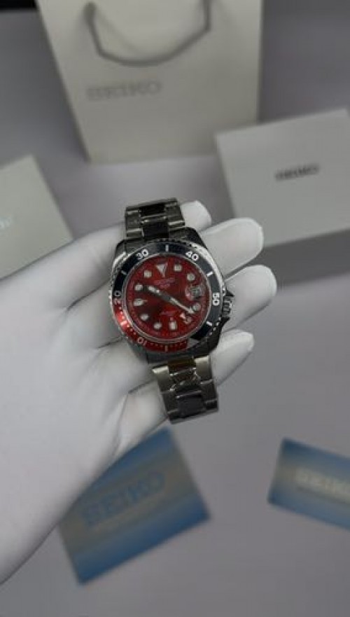 SEIKO GMT AUTOMATIC