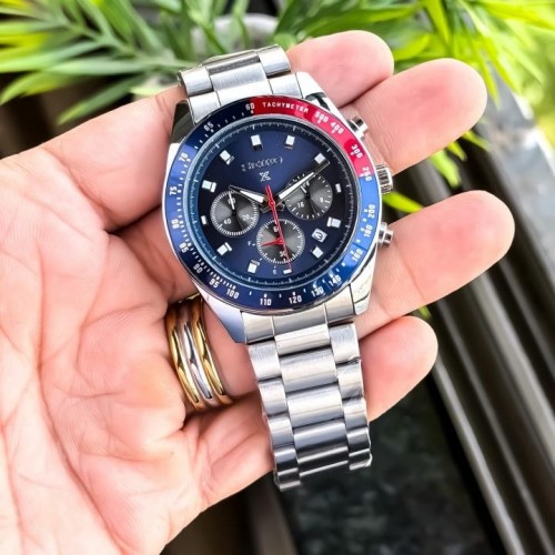 Alternative view of Seiko Chronograph Silver Blue