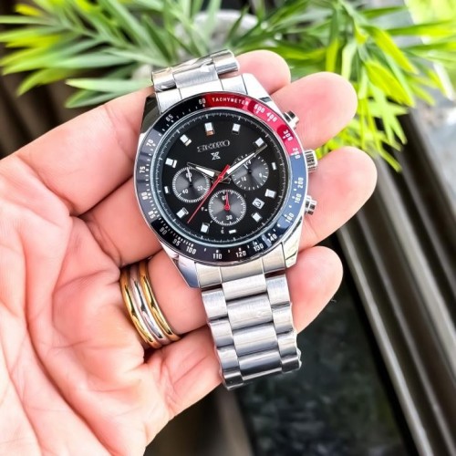 Alternative view of Seiko Chronograph Silver Black