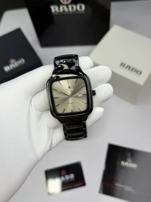 RADO TRUE SQUARE