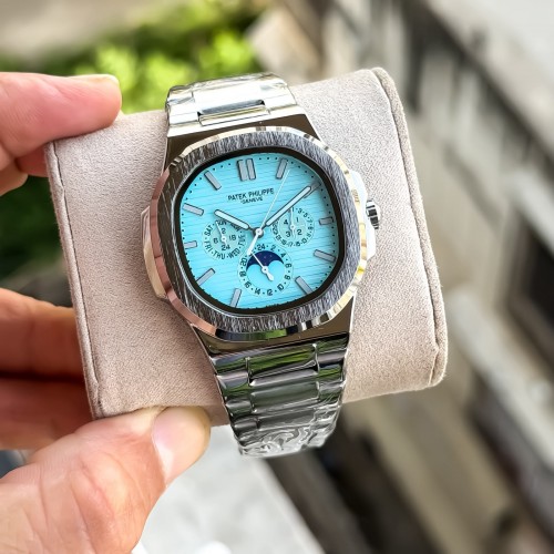 Alternative view of Patek Philippe Chronograph