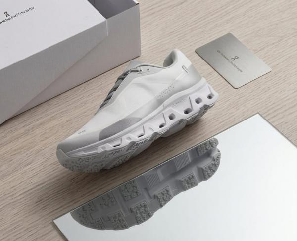 On x Post Archive Faction (PAF) Cloudmonster Hype Grey - Image 3