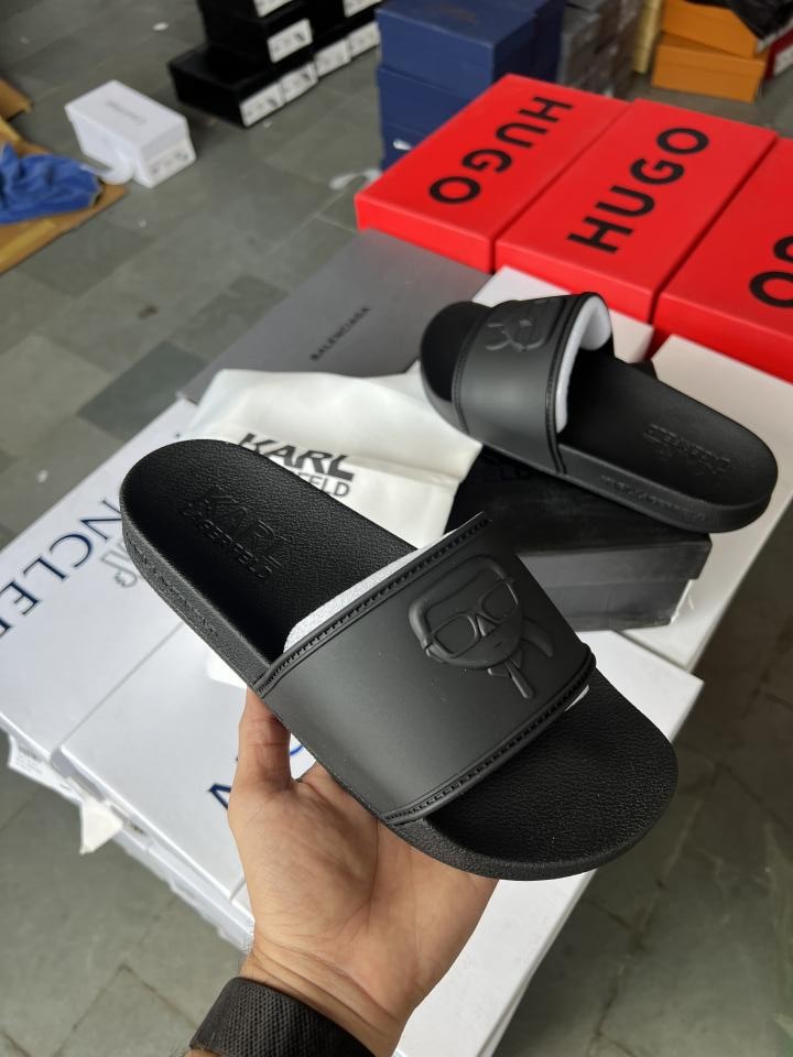 Karl Lagerfeld Black With dust bag Fix