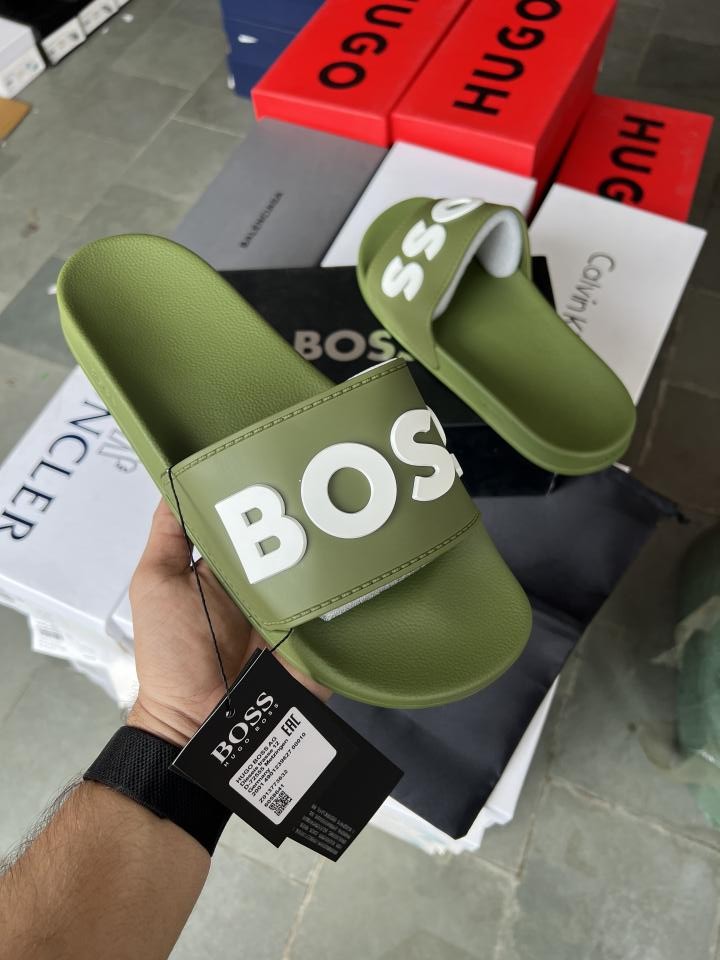 Hugoo Boss Green White With Dust Bag Fix