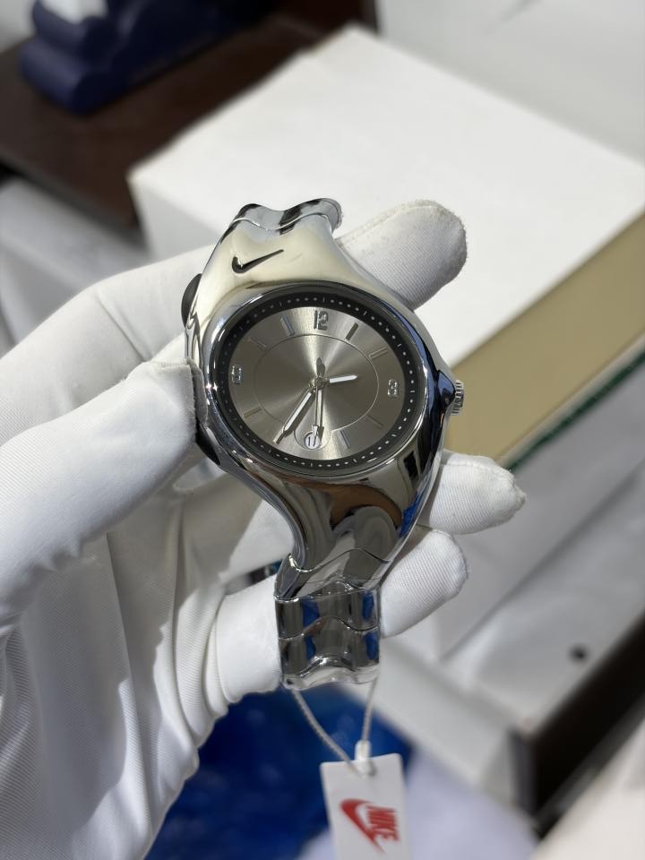 NIK KE TRIAX GLOSSY SILVER GREY 892