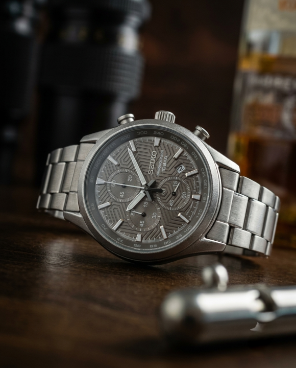Alternative view of Seiko Prospex Police Tauriko Silver Gray