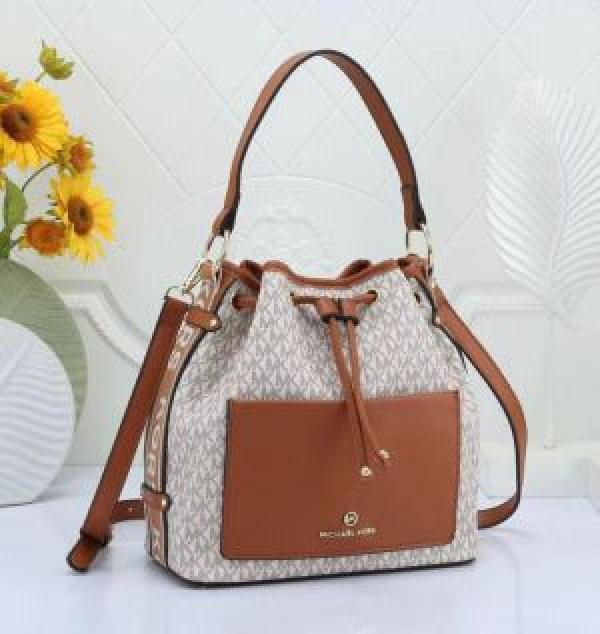 Michael kor maeve monogram print bucket bag 1168
