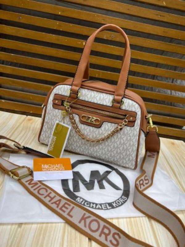 Michael_kor_Williamsburg Medium Logo Tote Bag 2015