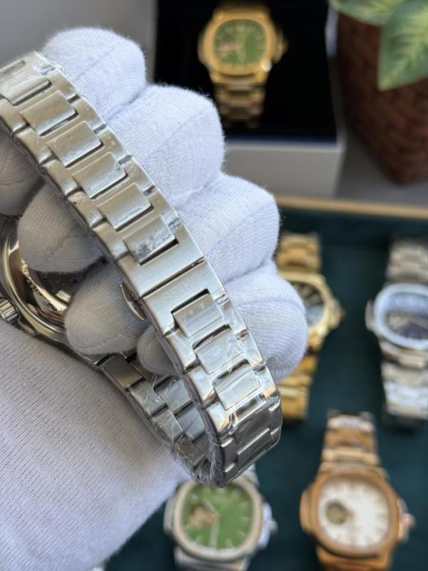 Alternative view of Seiko Nautiko Mod Automatic Open Heart White W307