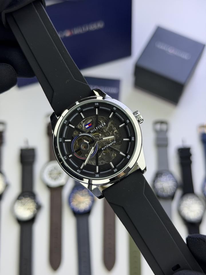 TOMMMY HILIFIGER AUTOMATIC