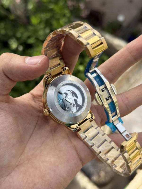 Alternative view of Fossi Automatic (Open Heart)