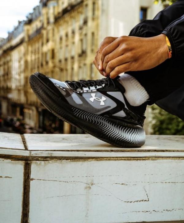 Under Armouur Hovr Echo Slipspeed Black white
