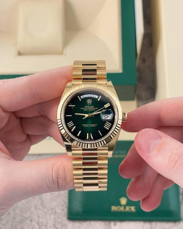 Rolee X Oyster Perpetual Day Date 40 Battery Gold Green
