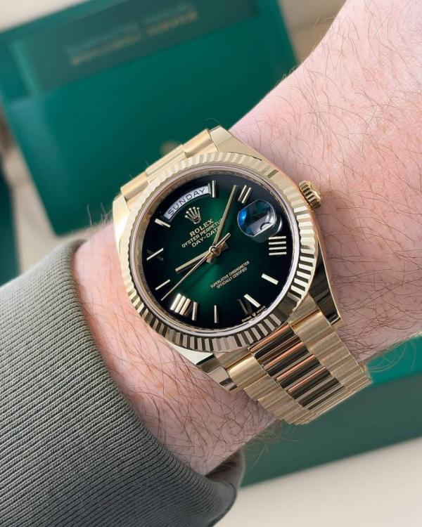 Rolee X Oyster Perpetual Day Date 40 Battery Gold Green