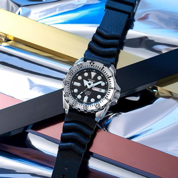 Alternative view of Seiko Diver Sports 5 Quartz Black Silver