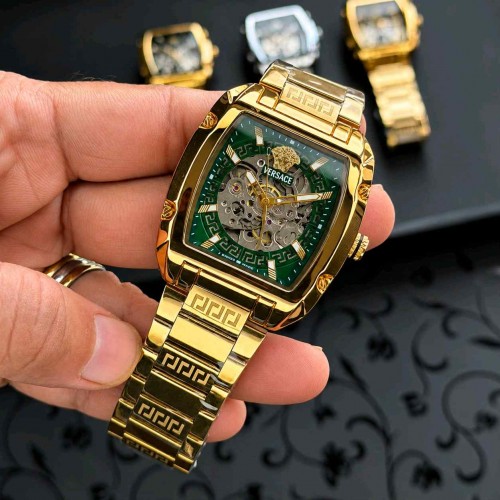Alternative view of Versacc e Automatic Gold Green