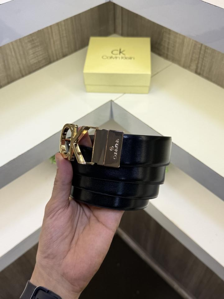 Calvin Kline Reversible Mens Belt with Original Box - Image 3