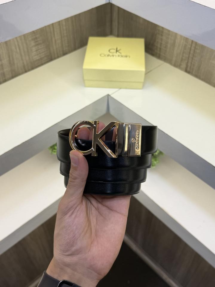 Calvin Kline Reversible Mens Belt with Original Box - Image 4