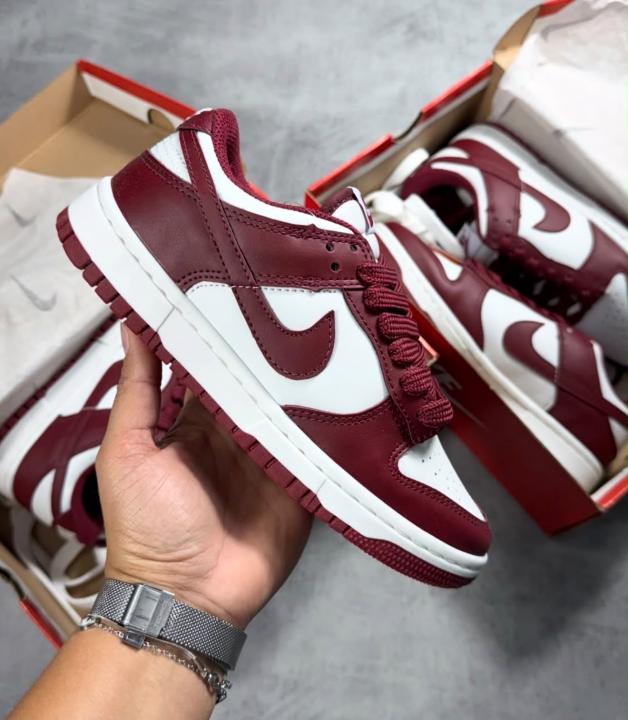 nikke dunk low dark beetroot (601)