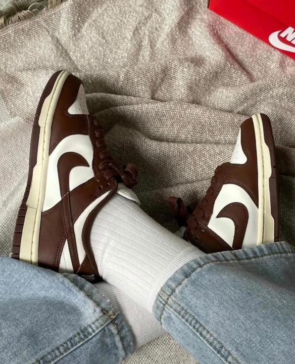 nikke sb dunk low mocha Womens (603)
