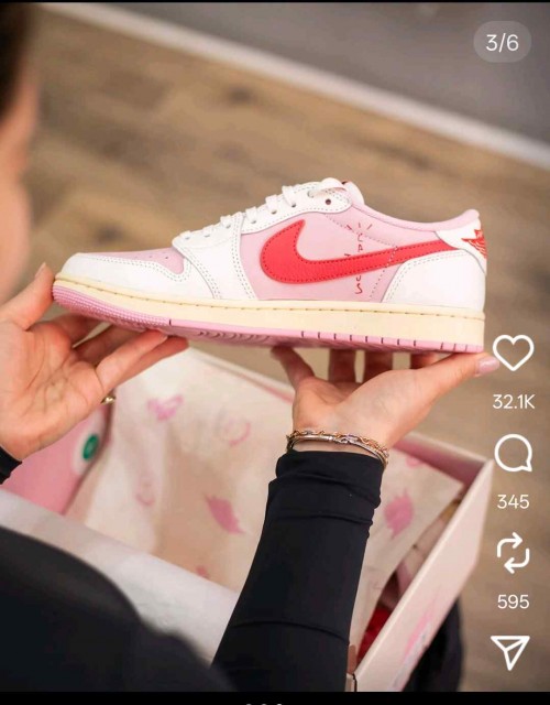 Air Jordan Retro 1 Travis Scott Tropical Pink